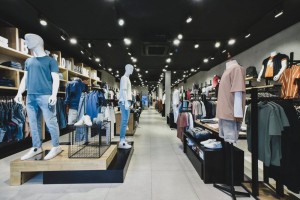 Những điểm cần lưu ý khi thiết kế shop thời trang nam 